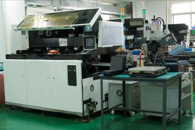 P10户外电子广告大屏幕 厂家价格、设备租售与演艺应用全解析